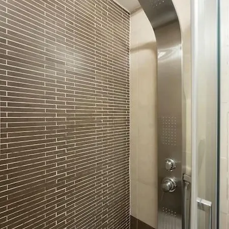 Keys Of Italy - Macci 41 - Sant' Ambrogio One Bedroom Flat *