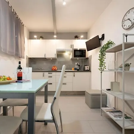 Keys Of Italy - Macci 41 - Sant' Ambrogio One Bedroom Flat فلورنس