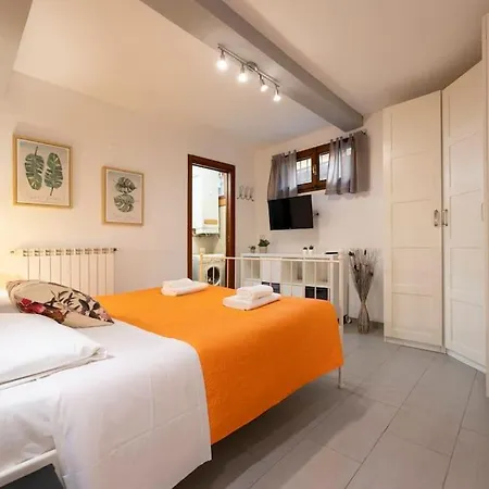 Keys Of Italy - Macci 41 - Sant' Ambrogio One Bedroom Flat アパート