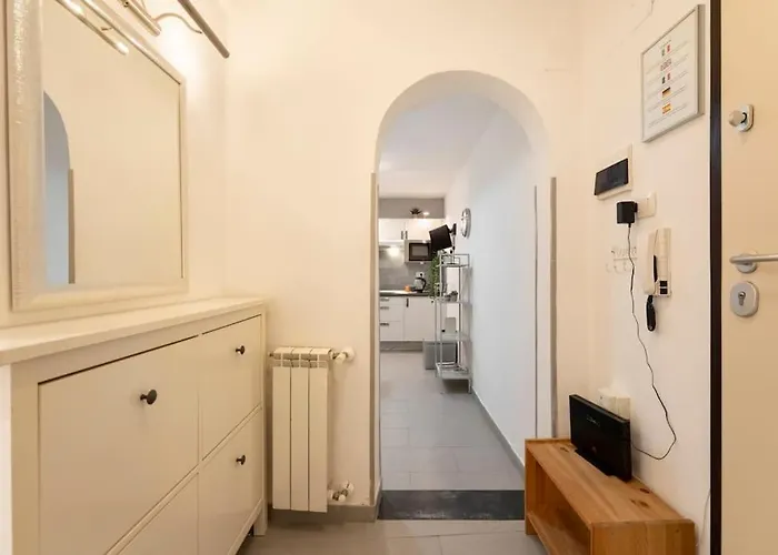 Keys Of Italy - Macci 41 - Sant' Ambrogio One Bedroom Flat شقة *