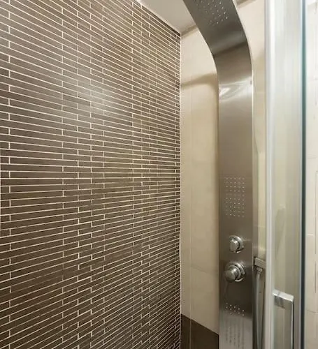Keys Of Italy - Macci 41 - Sant' Ambrogio One Bedroom Flat *